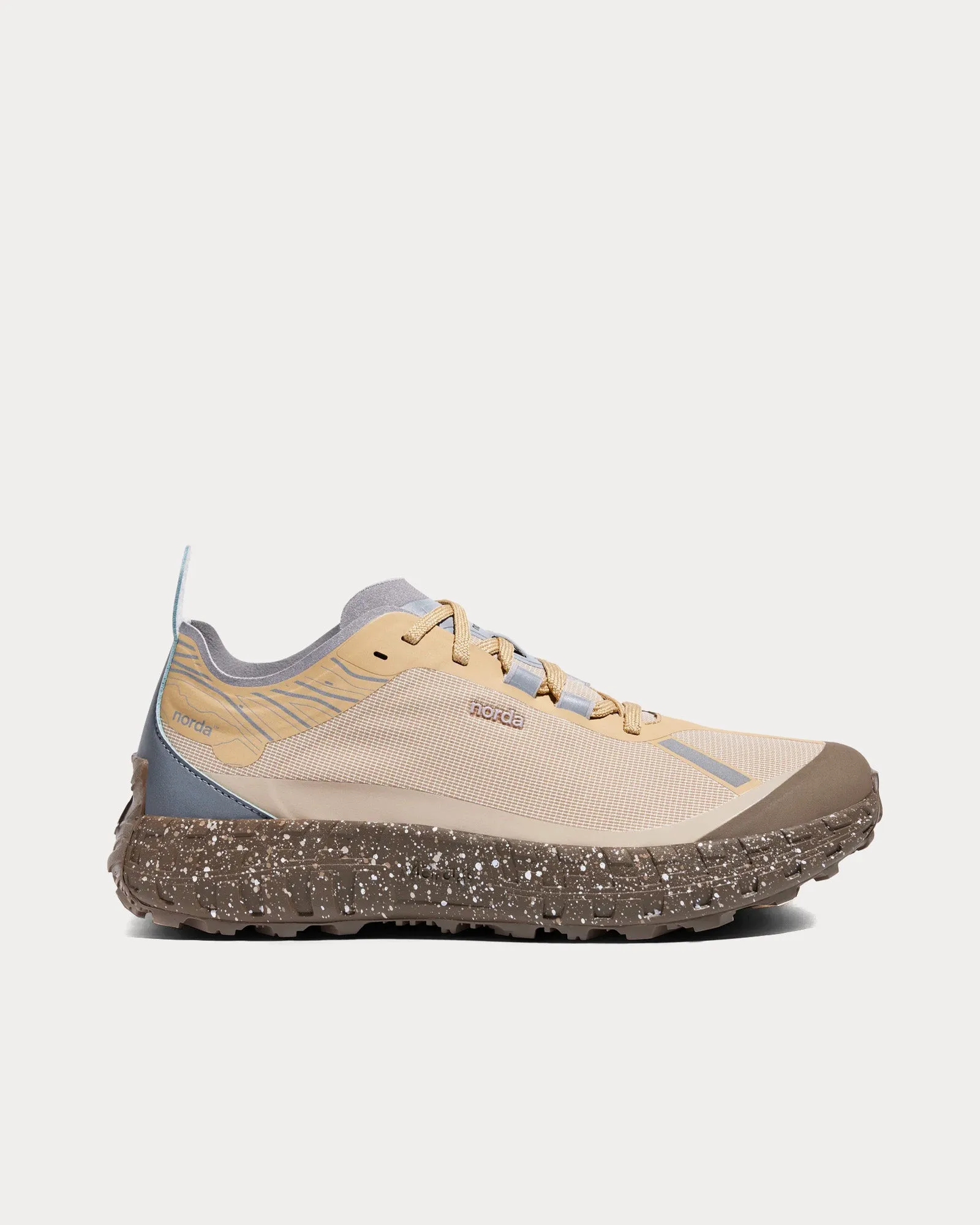 001 Regolith M Running Shoes