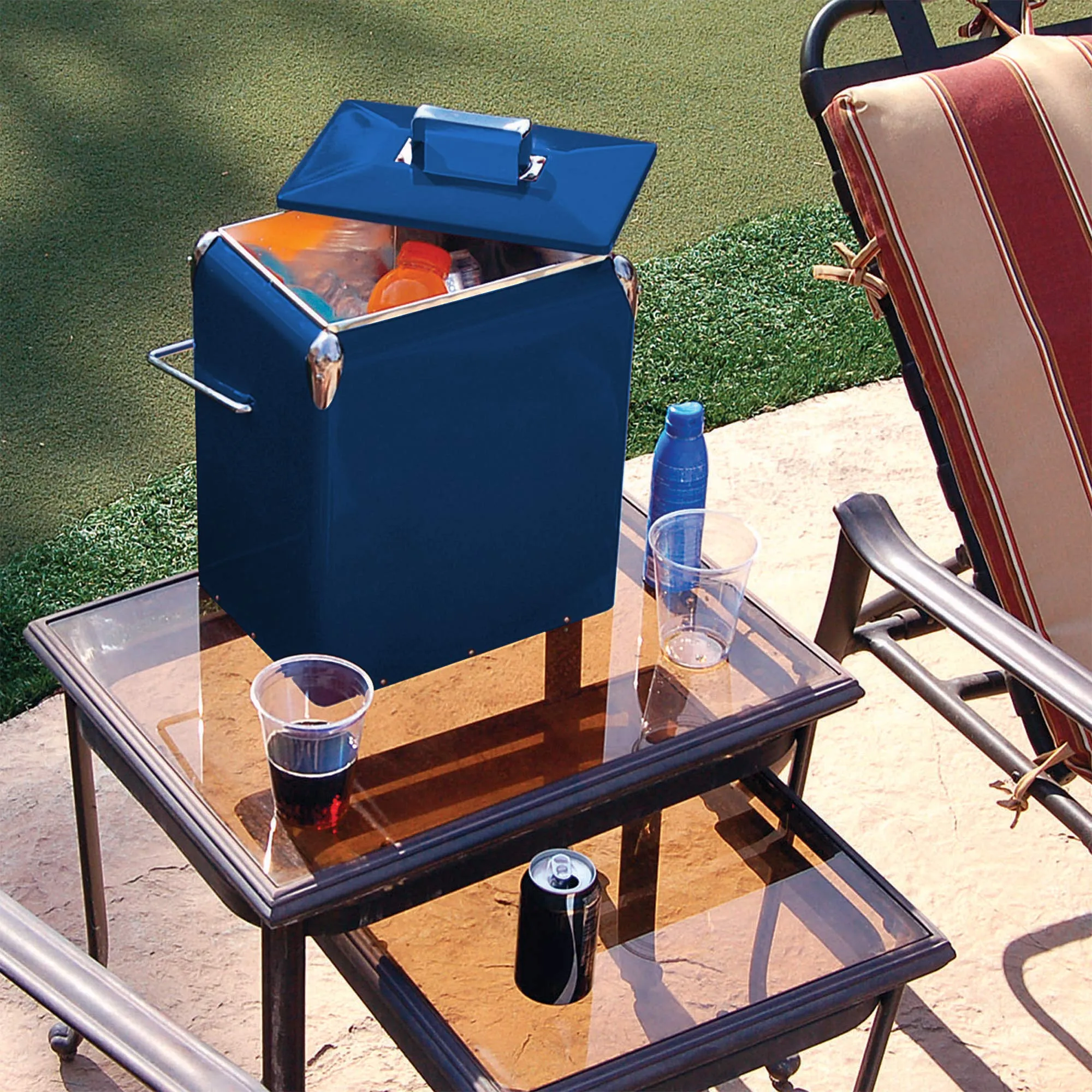 Creative Outdoor Distributor: Stainless Steel Camping Cooler with Bottle Opener