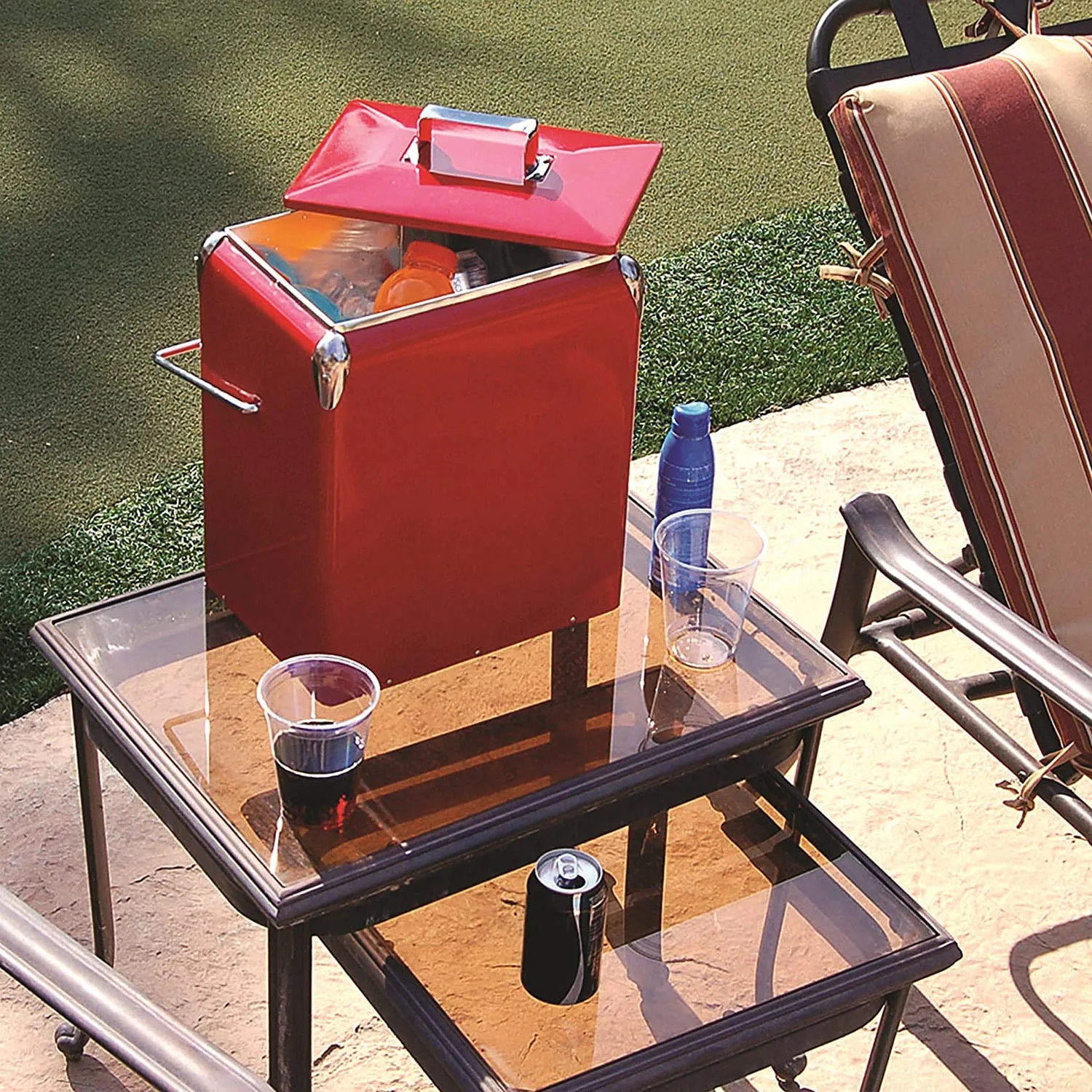 Creative Outdoor Distributor: Stainless Steel Camping Cooler with Bottle Opener