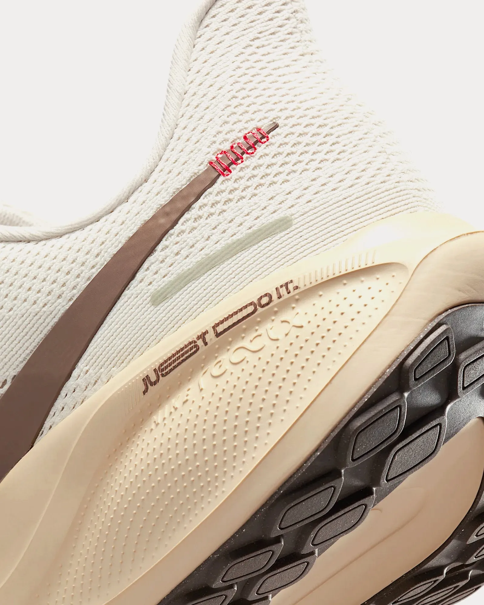 Pegasus 41 Sail / Light Khaki / Safety Orange / Ironstone Running Shoes